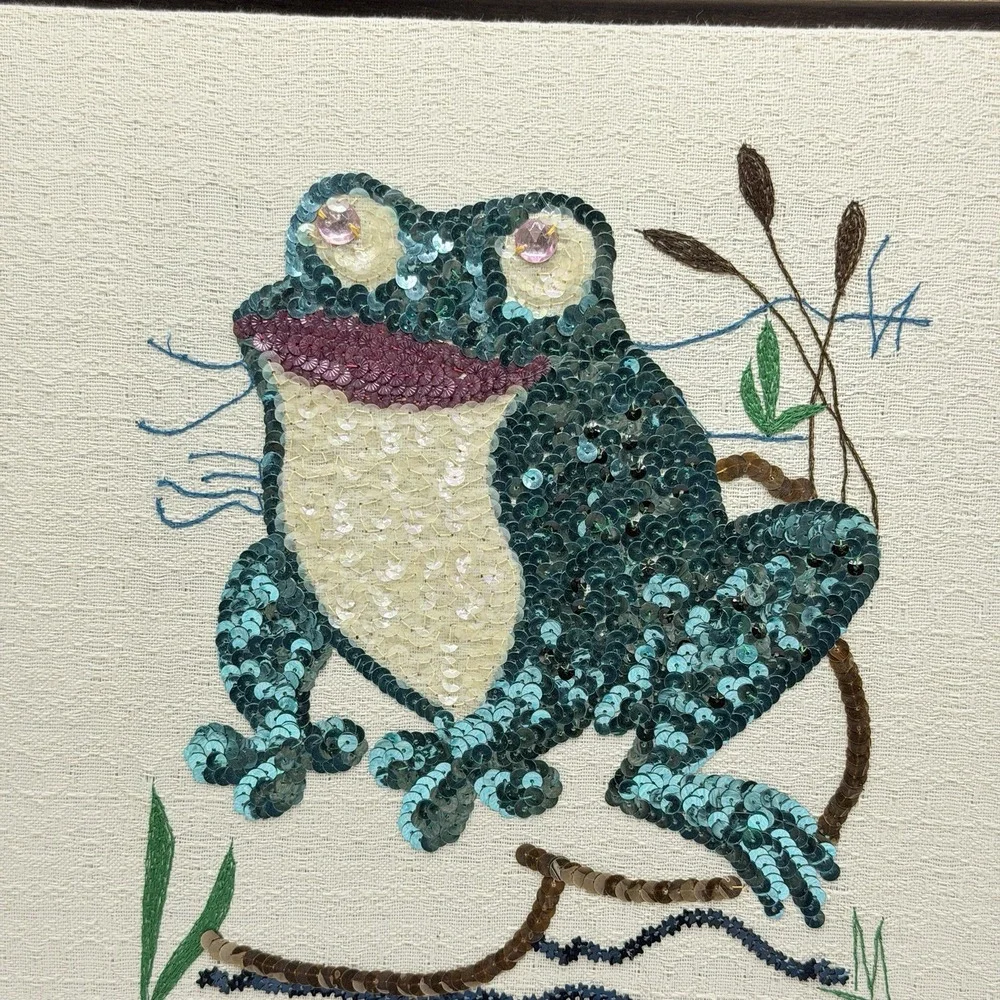 Sequenced Embriored Frog Wood Framed Wall Hanging Cottage MCM 70s 80s Granny